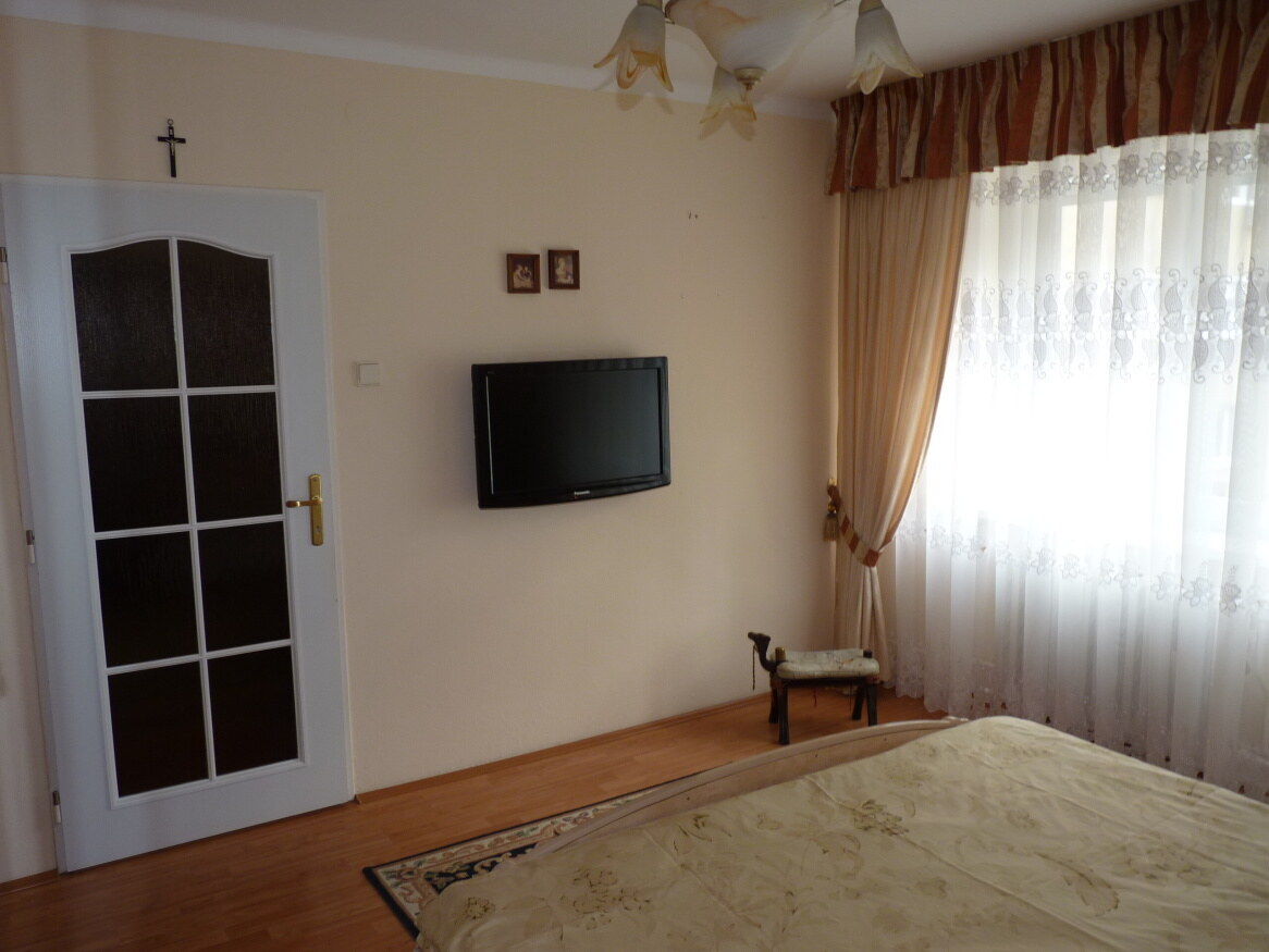 Prenájom, 3 izbový tehlový byt, Nové Zámky — foto 15