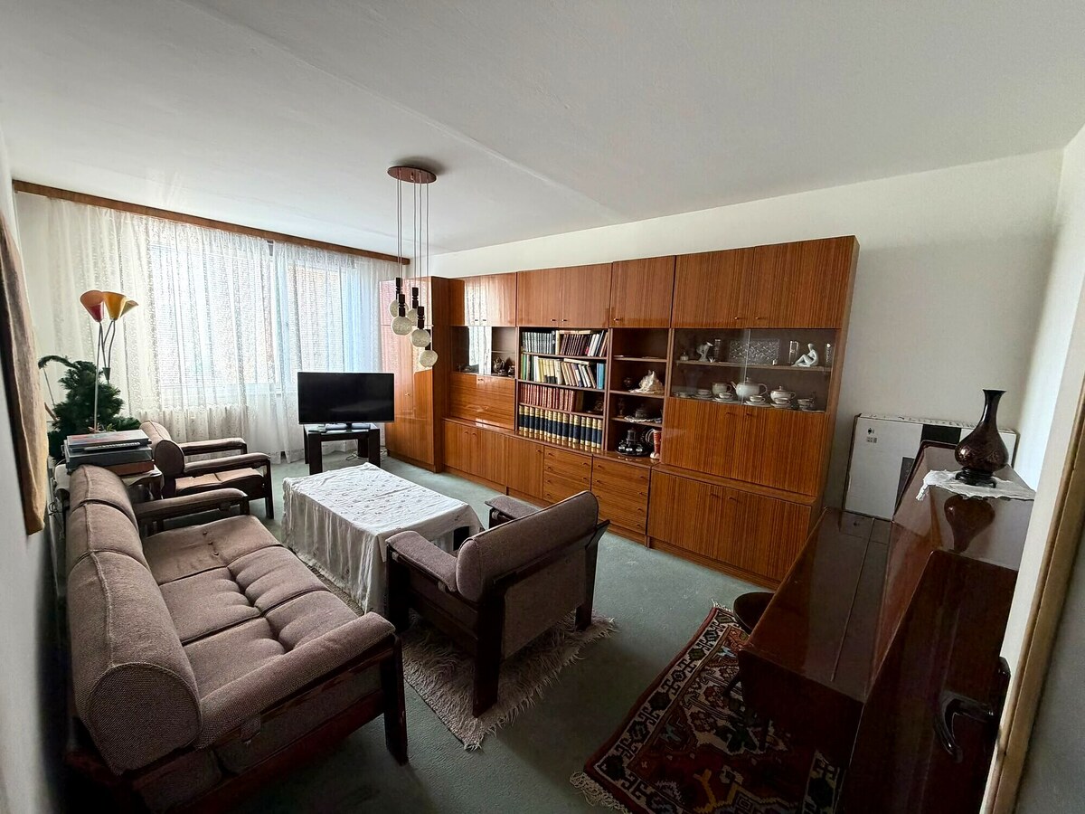 Exkluzívne na predaj štvorizbový byt v bližšom centre mesta. — foto 6