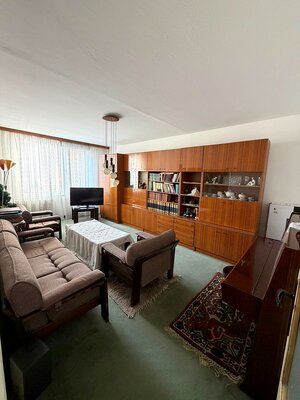 Exkluzívne na predaj štvorizbový byt v bližšom centre mesta. — foto 5