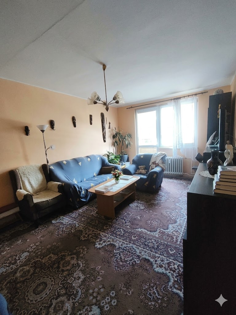 Priestranný 2-izbový byt (60,4 m²) s balkónom – ul. L. Štúra